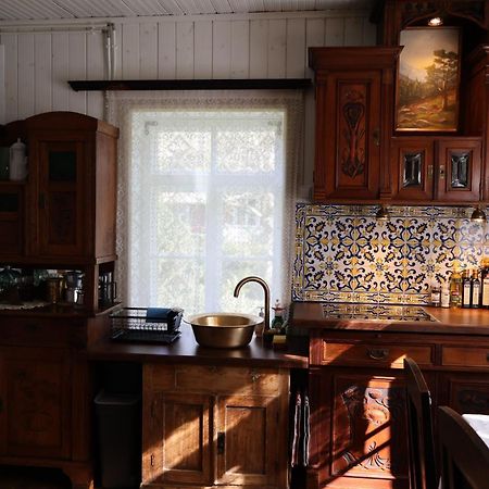 Leesi Kuelalistemaja Hotell Exteriör bild