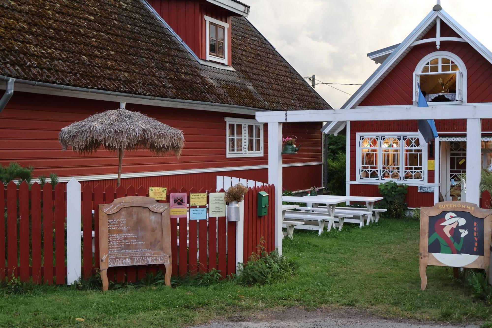 Leesi Kuelalistemaja Hotell Exteriör bild