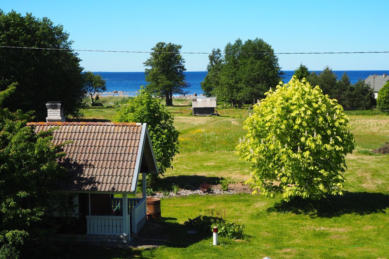 Leesi Kuelalistemaja Hotell Exteriör bild